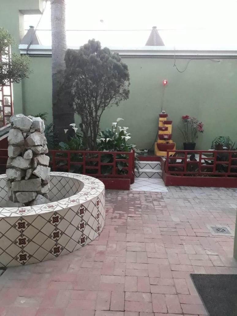 Hotel Azteca Inn Ensenada Exterior foto